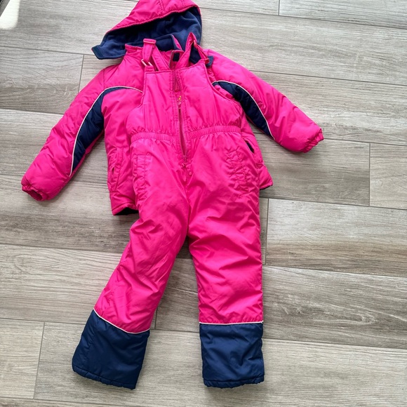 Pink Platinum Other - PINK PLATINUM Snow Jumper and Jacket Size 6x Hot pink